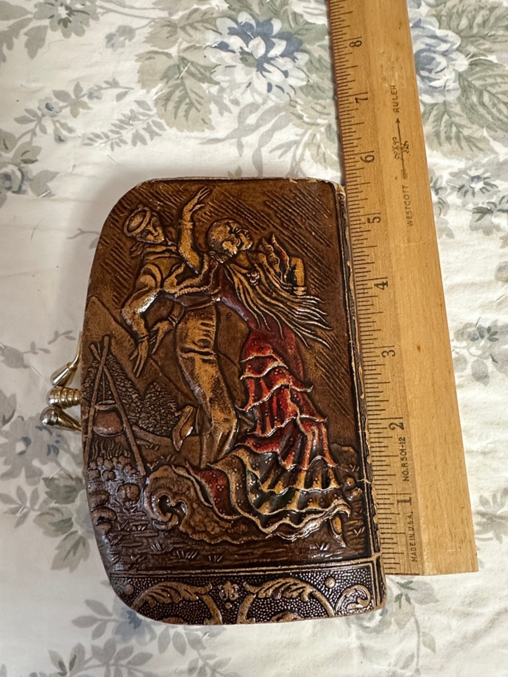 Hand-Tooled Brown Leather Key & Card Holder with Embossed Dancing Couple